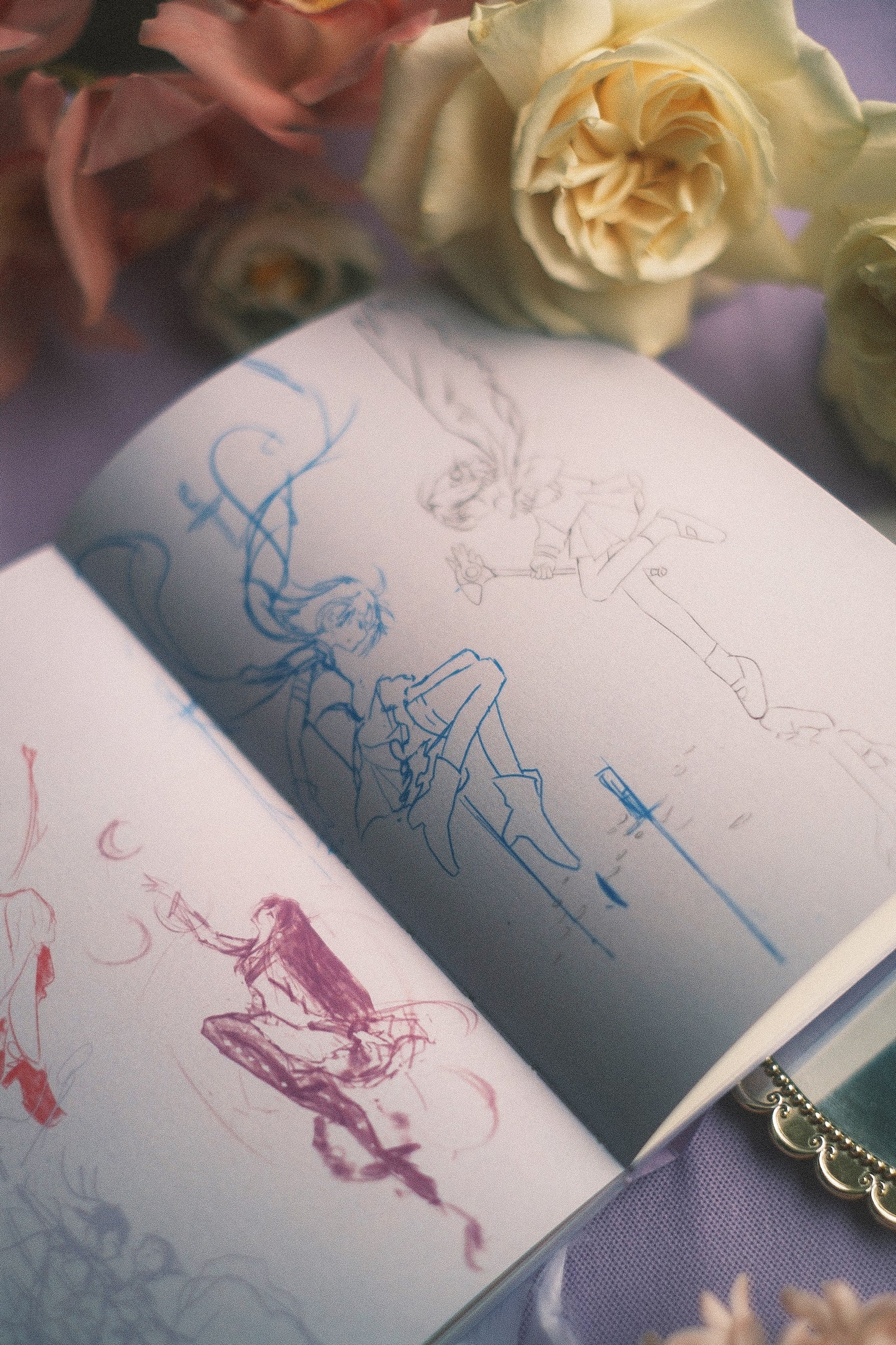 [Art Book] Of Dreams & Fuchsia [Pre-Order]